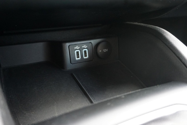 Ford Focus 1.0 EcoBoost Edition Business/1 Eigenaar/Camera/ All-Seasonbanden.
