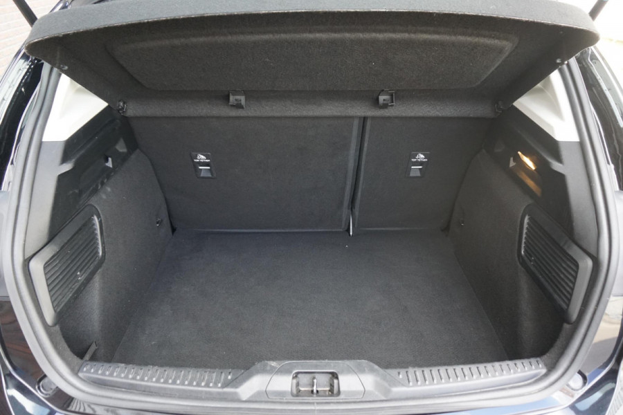 Ford Focus 1.0 EcoBoost Edition Business/1 Eigenaar/Camera/ All-Seasonbanden.