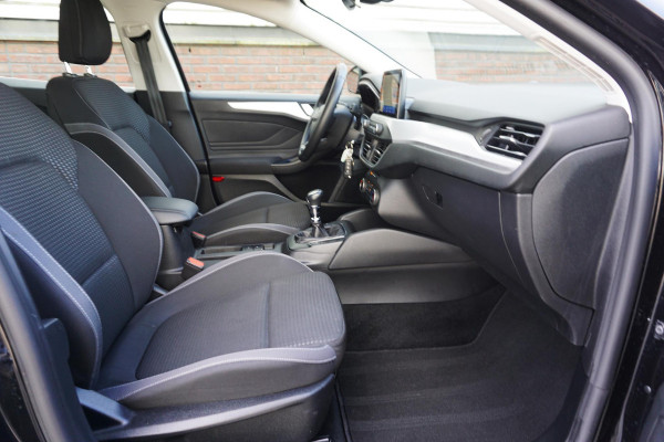 Ford Focus 1.0 EcoBoost Edition Business/1 Eigenaar/Camera/ All-Seasonbanden.