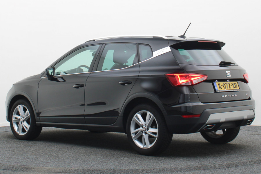 Seat Arona 1.0 TSI Xcellence Business Intense Automaat LED, Apple Carplay, ACC, Camera, Sfeerverlichting, PDC