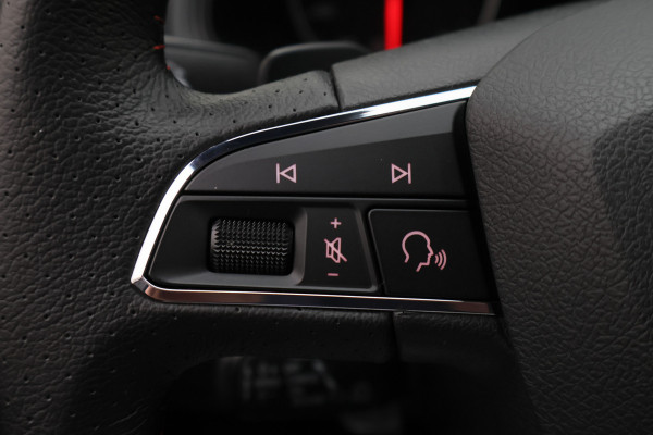 Seat Arona 1.0 TSI Xcellence Business Intense Automaat LED, Apple Carplay, ACC, Camera, Sfeerverlichting, PDC