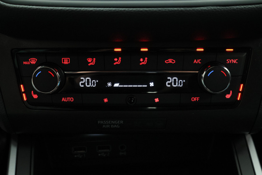 Seat Arona 1.0 TSI Xcellence Business Intense Automaat LED, Apple Carplay, ACC, Camera, Sfeerverlichting, PDC