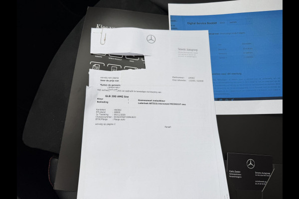 Mercedes-Benz Glb 200 Business Solution AMG PANORAMADAK | SFEERVERLICHTING | ELEKTRISCHE TREKHAAK | CAMERA | STOELVERWARMING | MERCEDES-DEALER ONDERHOUDEN | MERCEDES GARANTIE T/M 05-2028