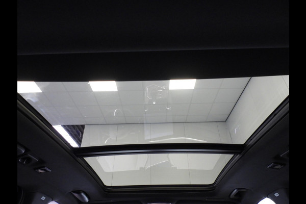 Lynk & Co 01 1.5 PHEV Plug-In ZWARTE HEMEL/360CAM/SCHUIFDAK/LED/20"LMV!