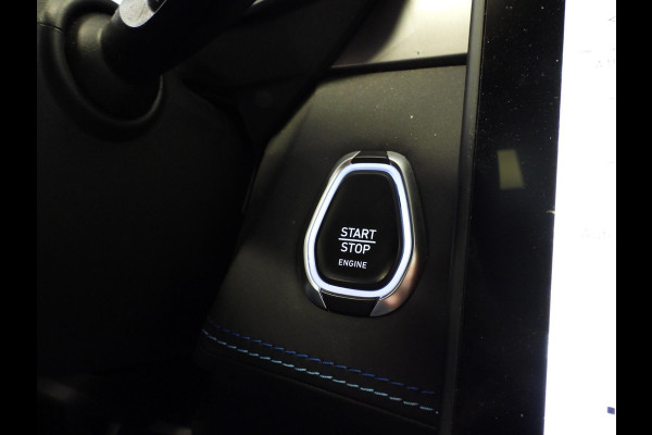 Lynk & Co 01 1.5 PHEV Plug-In ZWARTE HEMEL/360CAM/SCHUIFDAK/LED/20"LMV!