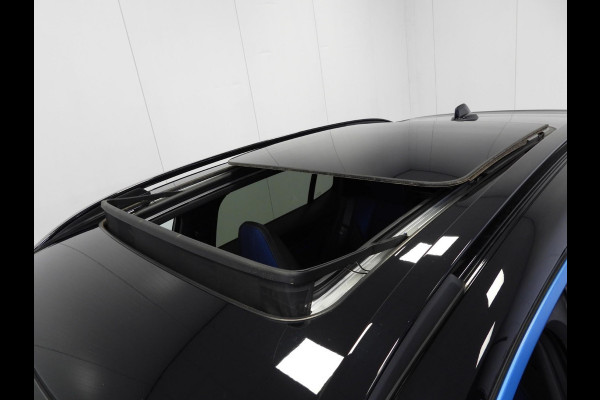Lynk & Co 01 1.5 PHEV Plug-In ZWARTE HEMEL/360CAM/SCHUIFDAK/LED/20"LMV!