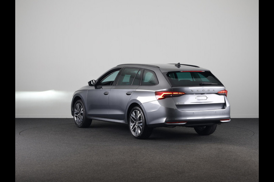Škoda Octavia Combi Business Edition Plus m-HEV 1.5 TSI 150 pk 7 versn. DSG | Winter pakket | Lichtmetalen velgen 18" Lerna Antraciet