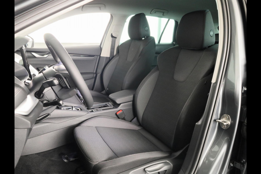 Škoda Octavia Combi Business Edition Plus m-HEV 1.5 TSI 150 pk 7 versn. DSG | Winter pakket | Lichtmetalen velgen 18" Lerna Antraciet