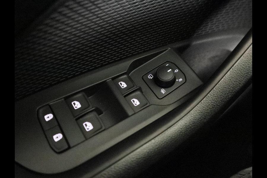 Škoda Octavia Combi Business Edition Plus m-HEV 1.5 TSI 150 pk 7 versn. DSG | Winter pakket | Lichtmetalen velgen 18" Lerna Antraciet