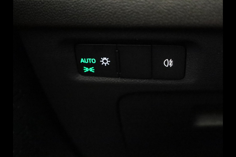 Škoda Octavia Combi Business Edition Plus m-HEV 1.5 TSI 150 pk 7 versn. DSG | Winter pakket | Lichtmetalen velgen 18" Lerna Antraciet