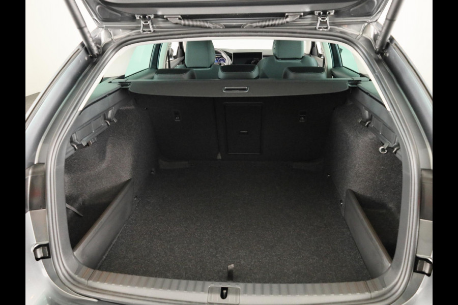 Škoda Octavia Combi Business Edition Plus m-HEV 1.5 TSI 150 pk 7 versn. DSG | Winter pakket | Lichtmetalen velgen 18" Lerna Antraciet