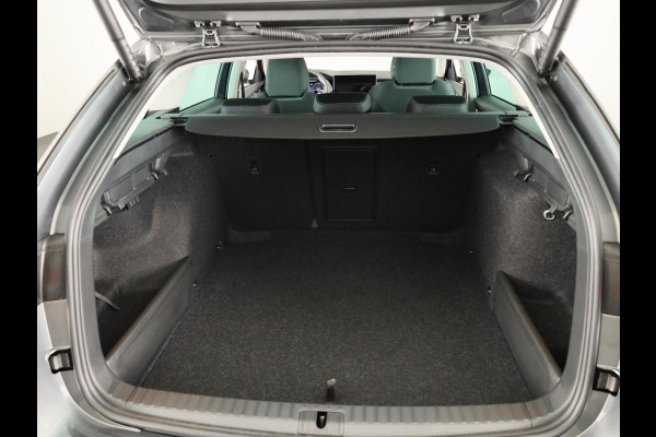 Škoda Octavia Combi Business Edition Plus m-HEV 1.5 TSI 150 pk 7 versn. DSG | Winter pakket | Lichtmetalen velgen 18" Lerna Antraciet