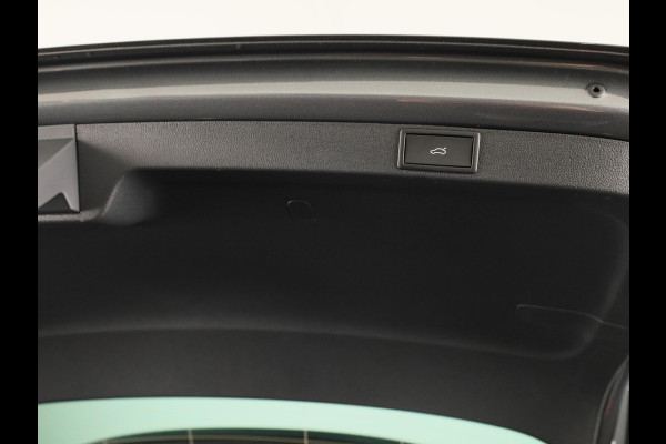Škoda Octavia Combi Business Edition Plus m-HEV 1.5 TSI 150 pk 7 versn. DSG | Winter pakket | Lichtmetalen velgen 18" Lerna Antraciet
