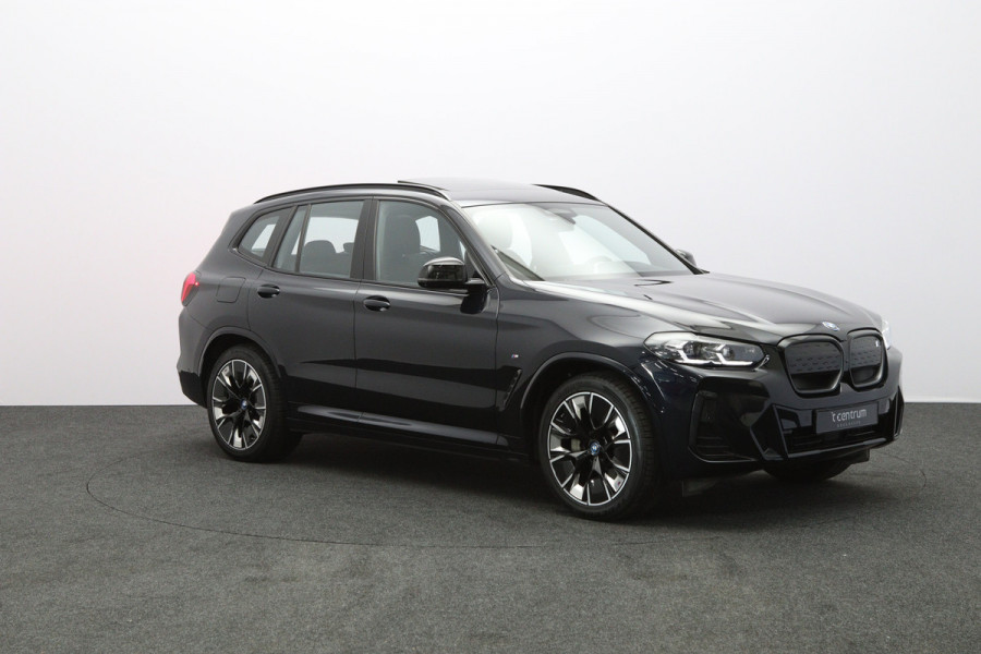 BMW iX3 High Executive 80 kWh 286 PK, SOH 99 %, Panoramadak, Driving Ass. Prof, 360 Camera, Head-Up, Carplay