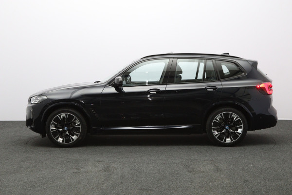 BMW iX3 High Executive 80 kWh 286 PK, SOH 99 %, Panoramadak, Driving Ass. Prof, 360 Camera, Head-Up, Carplay