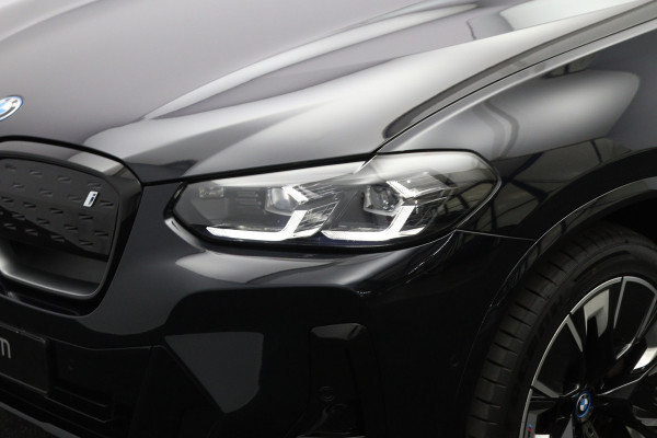 BMW iX3 High Executive 80 kWh 286 PK, SOH 99 %, Panoramadak, Driving Ass. Prof, 360 Camera, Head-Up, Carplay