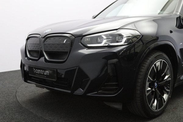 BMW iX3 High Executive 80 kWh 286 PK, SOH 99 %, Panoramadak, Driving Ass. Prof, 360 Camera, Head-Up, Carplay