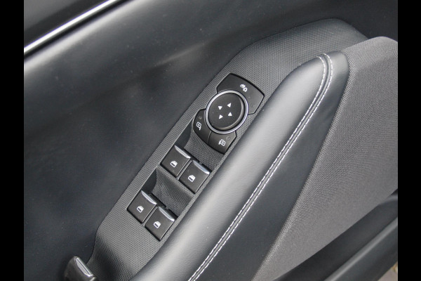Ford Mustang Mach-E Extended RWD 98 kWh | SOH 94% | Camera | Apple Carplay | Cruise Control | NL-Auto |