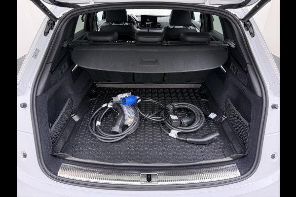 Audi Q5 50 TFSI e Pro Line S LINE IN- EN EXTERIEUR| 8.000KM!| MATRIX LED| CAMERA| ELEKTRISCHE ACHTERKLEP| BTW| LANE-ASSIST|