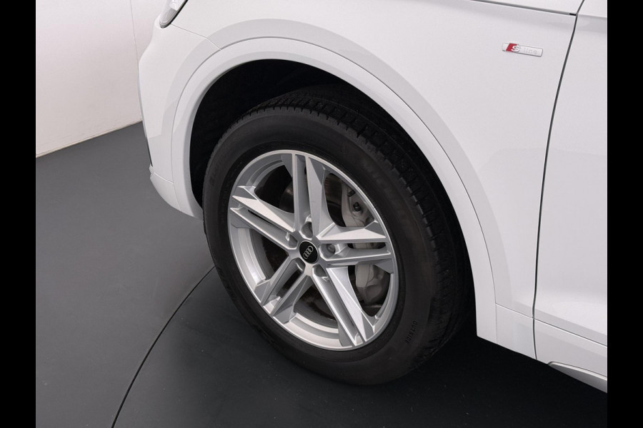 Audi Q5 50 TFSI e Pro Line S LINE IN- EN EXTERIEUR| 8.000KM!| MATRIX LED| CAMERA| ELEKTRISCHE ACHTERKLEP| BTW| LANE-ASSIST|
