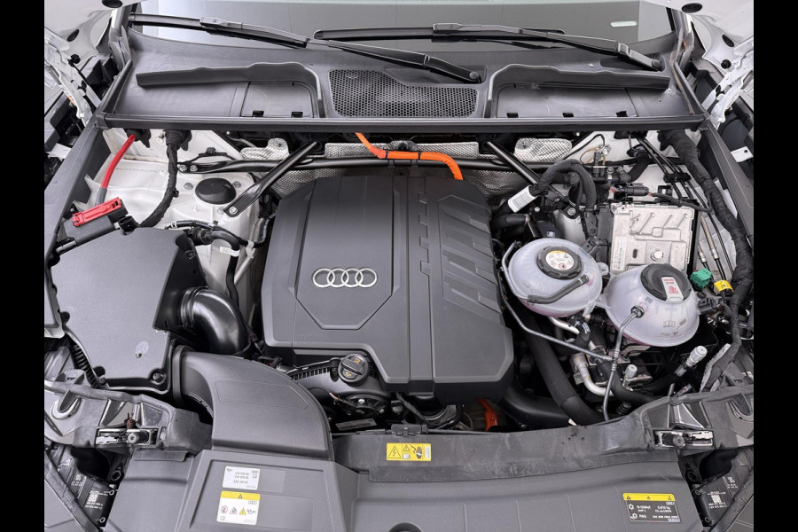 Audi Q5 50 TFSI e Pro Line S LINE IN- EN EXTERIEUR| 8.000KM!| MATRIX LED| CAMERA| ELEKTRISCHE ACHTERKLEP| BTW| LANE-ASSIST|