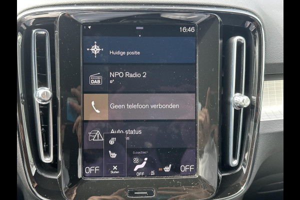 Volvo XC40 1.5 T4 Plug-in hybrid Core Bright BOMVOL! | STOEL + STUURVERWARMING |ELEK. TREKHAAK | KEYLESS | DODEHOEK | ADAP. CRUISE | CAMERA | ELEK. ACHTERKLEP | DRAADLOZE TEL LADER | RIJKLAAR! MET 12 MND BOVAG GARANTIE | DEALER ONDERHOUDEN