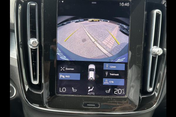 Volvo XC40 1.5 T4 Plug-in hybrid Core Bright BOMVOL! | STOEL + STUURVERWARMING |ELEK. TREKHAAK | KEYLESS | DODEHOEK | ADAP. CRUISE | CAMERA | ELEK. ACHTERKLEP | DRAADLOZE TEL LADER | RIJKLAAR! MET 12 MND BOVAG GARANTIE | DEALER ONDERHOUDEN