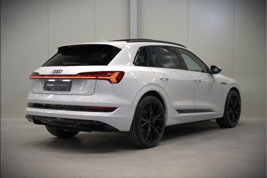 Audi e-tron e-tron 50 quattro Launch edition Black 71 kWh | Black Edition | Panoramadak | Memory Seat | Luchtvering | Adaptive Cruise Control | Keyless | Matrix LED | Stoelverwarming | NAP | SOH 92,28%