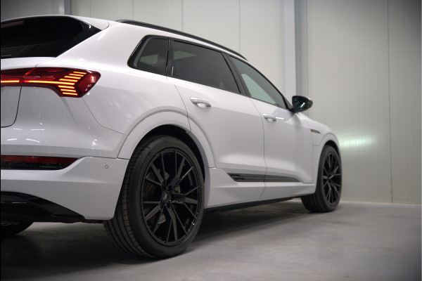 Audi e-tron e-tron 50 quattro Launch edition Black 71 kWh | Black Edition | Panoramadak | Memory Seat | Luchtvering | Adaptive Cruise Control | Keyless | Matrix LED | Stoelverwarming | NAP | SOH 92,28%