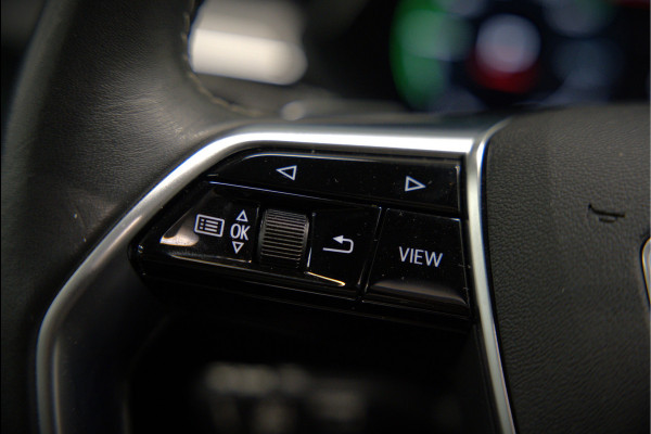 Audi e-tron e-tron 50 quattro Launch edition Black 71 kWh | Black Edition | Panoramadak | Memory Seat | Luchtvering | Adaptive Cruise Control | Keyless | Matrix LED | Stoelverwarming | NAP | SOH 92,28%