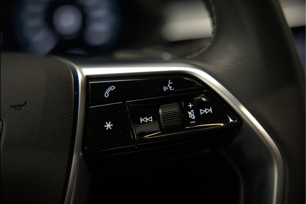 Audi e-tron e-tron 50 quattro Launch edition Black 71 kWh | Black Edition | Panoramadak | Memory Seat | Luchtvering | Adaptive Cruise Control | Keyless | Matrix LED | Stoelverwarming | NAP | SOH 92,28%