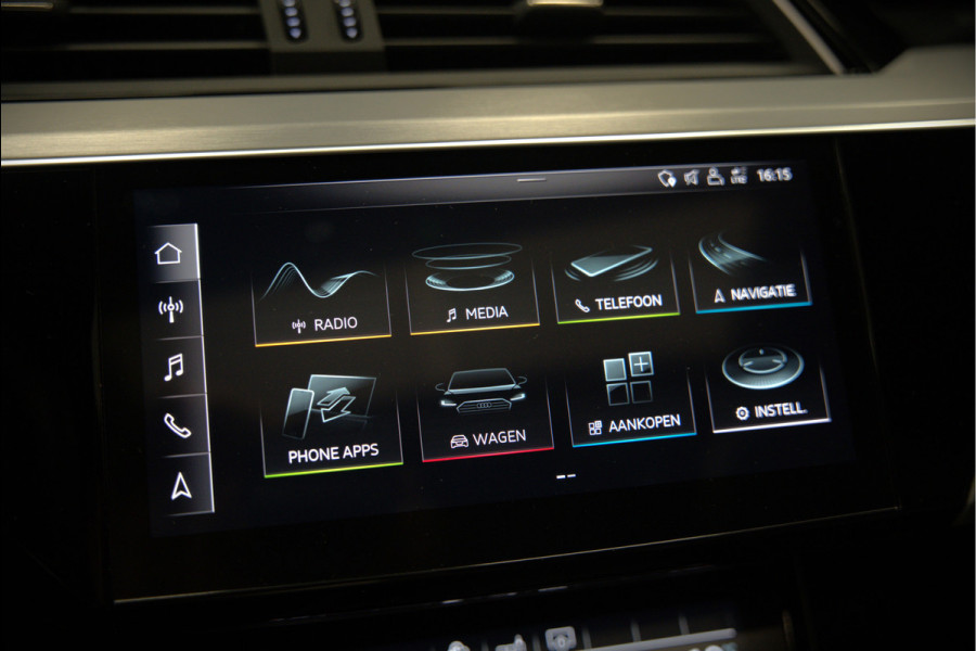 Audi e-tron e-tron 50 quattro Launch edition Black 71 kWh | Black Edition | Panoramadak | Memory Seat | Luchtvering | Adaptive Cruise Control | Keyless | Matrix LED | Stoelverwarming | NAP | SOH 92,28%