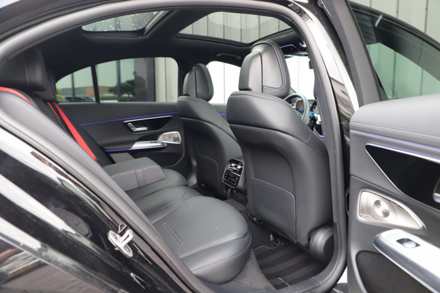 Mercedes-Benz E-Klasse AMG 53 4MATIC+ | 612PK | Hyperscreen | Head-up | Burmester 4D | Sfeerverl. | Pano | Keyless-go | Acc | Stoelkoeling | Digital-li