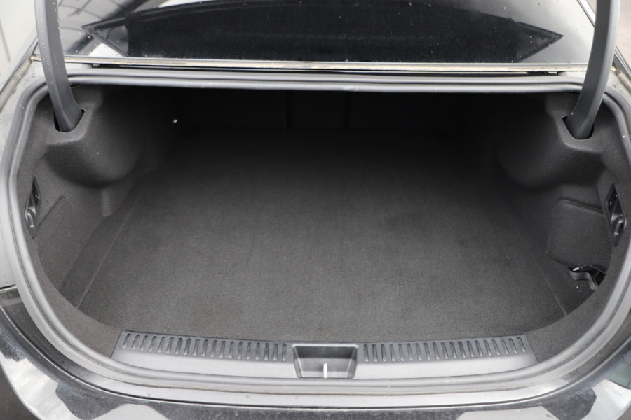 Mercedes-Benz E-Klasse AMG 53 4MATIC+ | 612PK | Hyperscreen | Head-up | Burmester 4D | Sfeerverl. | Pano | Keyless-go | Acc | Stoelkoeling | Digital-li