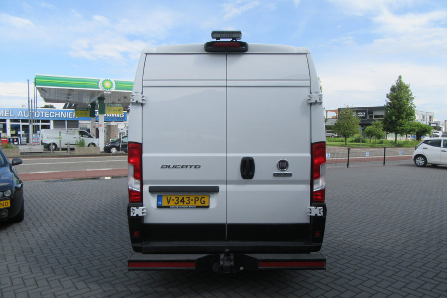 Fiat Ducato 35 2.3 MultiJet L3H3, Navi, Camera, Trekhaak, Cruise Control