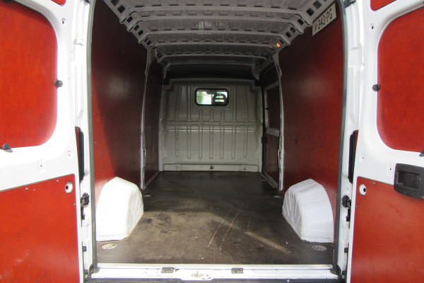 Fiat Ducato 35 2.3 MultiJet L3H3, Navi, Camera, Trekhaak, Cruise Control