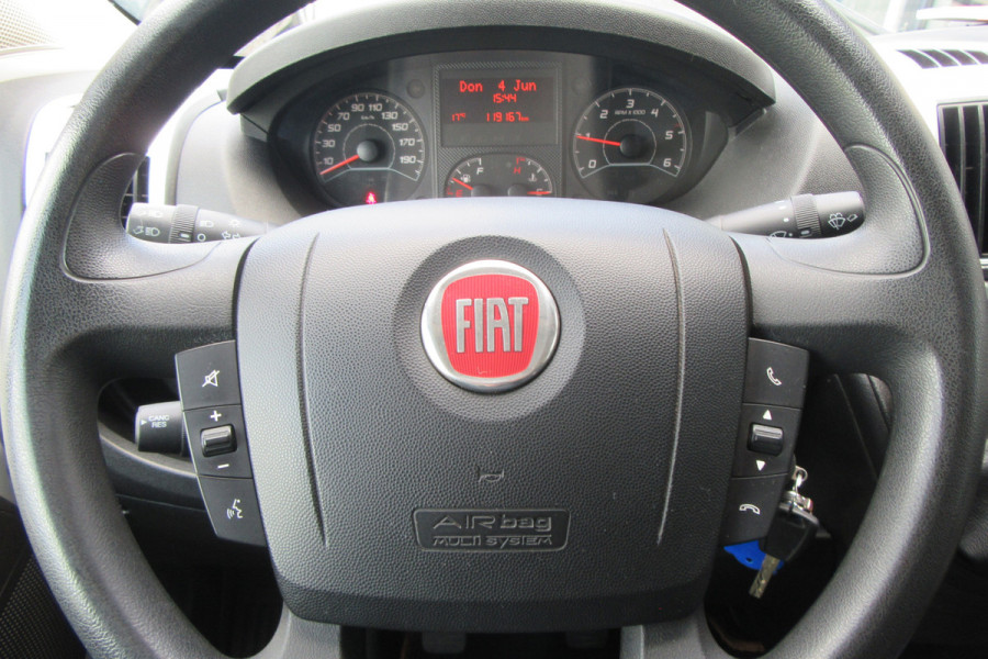 Fiat Ducato 35 2.3 MultiJet L3H3, Navi, Camera, Trekhaak, Cruise Control