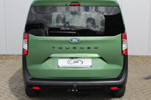 Ford Tourneo Courier 1.0-125pk Titanium AUTOMAAT ! UNIEKE Ford Tourneo Courier personen uitv. Fabr. garantie t/m 26-08-2029. Autm. airco, adapt. cruise cntrl, winterpkkt, LM wielen, navigatie, telefoonvoorb., lane- en side assist etc.