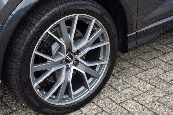 Audi Q3 Sportback 45 TFSI e S-Line 245 Pk Pano Navi Camera Trekhaak Vol Leder Carbon 20 Inch