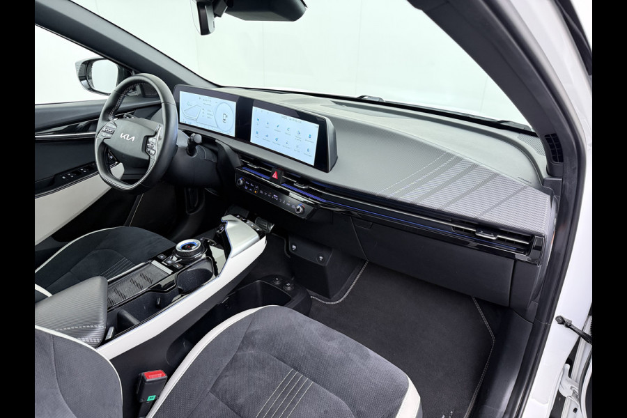 Kia Ev6 GT-Line 77.4 kWh SOH 95% Panoramadak V2L Warmtepomp Trekhaak Head-Up Display Meridian®-Surround Adap.Cruise Matrix Led 360°Camer Stoel+Stuurverwarming Stoel Massage+Ventilatie Elek.Stoelen+Memory Elek.Achterklep Privacy Glas Dealeronderhouden 1e Eigenaar Origineel Nederlandse Auto