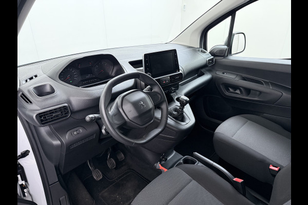 Peugeot Partner 1.5HDi 102PK Airco Navi* via Apple Carplay Android Auto Cruise Control Pdc S&S L1 Betonplex Vloer Lat om Lat Wandbetimmering Schuifdeur 1e Eigenaar Origineel Nederlandse Auto