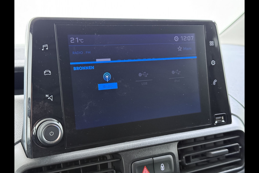 Peugeot Partner 1.5HDi 102PK Airco Navi* via Apple Carplay Android Auto Cruise Control Pdc S&S L1 Betonplex Vloer Lat om Lat Wandbetimmering Schuifdeur 1e Eigenaar Origineel Nederlandse Auto