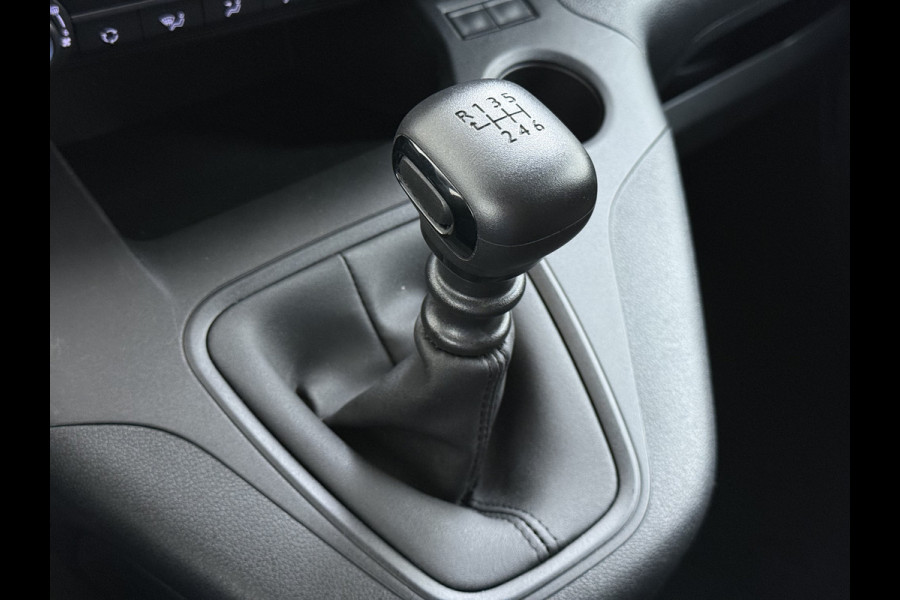 Peugeot Partner 1.5HDi 102PK Airco Navi* via Apple Carplay Android Auto Cruise Control Pdc S&S L1 Betonplex Vloer Lat om Lat Wandbetimmering Schuifdeur 1e Eigenaar Origineel Nederlandse Auto