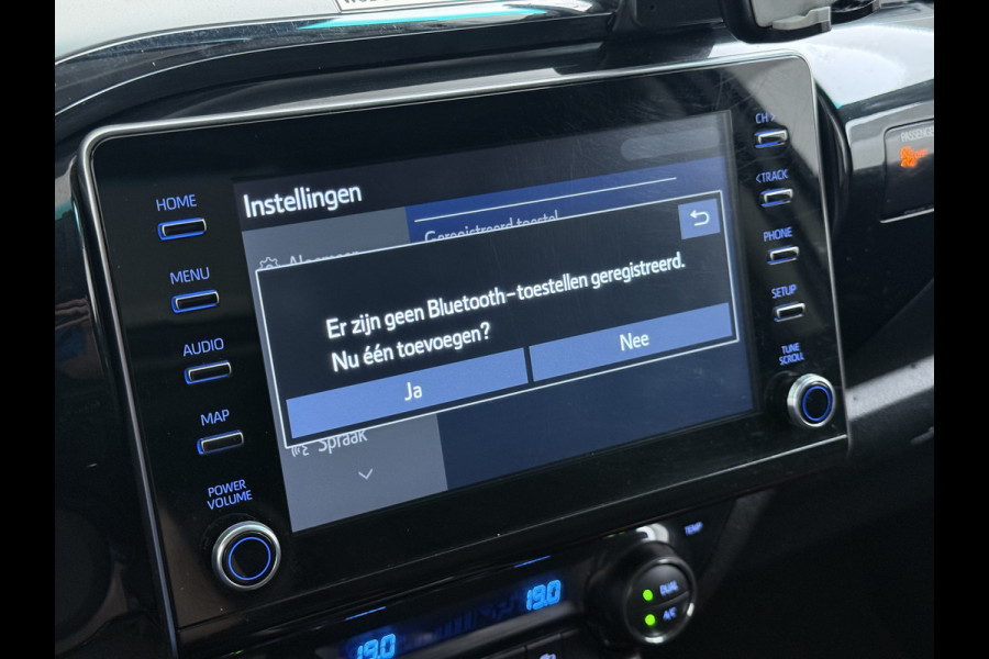 Toyota Hilux 2.4 D-4D 4WD Automaat Double Cab Prof. Lier Canopy Hardtop (Huif) Trekhaak Navi* via Apple Carplay Android Auto Ecc Camera Adap. Lane Assist Inbouw Kasten Bluetooth AWD EURO 6 400Nm 3.500kg Trekvermogen 1e Eigenaar Dealeronderhouden Origineel Nederlandse Auto