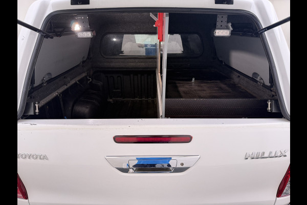 Toyota Hilux 2.4 D-4D 4WD Automaat Double Cab Prof. Lier Canopy Hardtop (Huif) Trekhaak Navi* via Apple Carplay Android Auto Ecc Camera Adap. Lane Assist Inbouw Kasten Bluetooth AWD EURO 6 400Nm 3.500kg Trekvermogen 1e Eigenaar Dealeronderhouden Origineel Nederlandse Auto