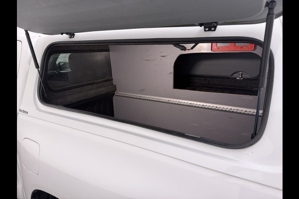Toyota Hilux 2.4 D-4D 4WD Automaat Double Cab Prof. Lier Canopy Hardtop (Huif) Trekhaak Navi* via Apple Carplay Android Auto Ecc Camera Adap. Lane Assist Inbouw Kasten Bluetooth AWD EURO 6 400Nm 3.500kg Trekvermogen 1e Eigenaar Dealeronderhouden Origineel Nederlandse Auto