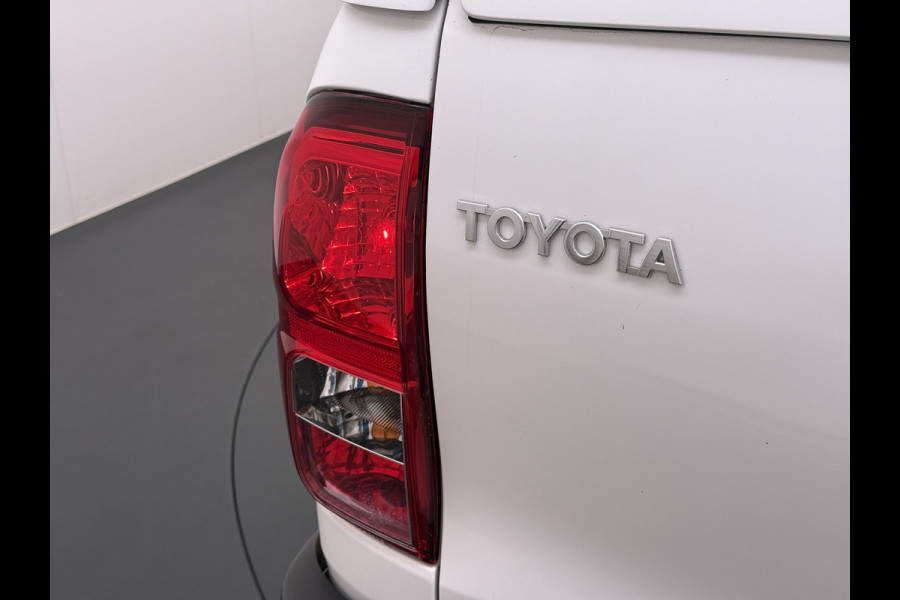 Toyota Hilux 2.4 D-4D 4WD Automaat Double Cab Prof. Lier Canopy Hardtop (Huif) Trekhaak Navi* via Apple Carplay Android Auto Ecc Camera Adap. Lane Assist Inbouw Kasten Bluetooth AWD EURO 6 400Nm 3.500kg Trekvermogen 1e Eigenaar Dealeronderhouden Origineel Nederlandse Auto