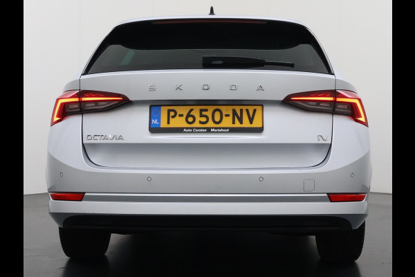 Škoda Octavia Combi 1.4TSI 245PK Automaat iV PHEV Hybride Adap.Cruise Stoelverwarming Navi 3-Zone Ecc Apple Carplay Android Auto Pdc Business  Elek.Achterklep Keyless advanced Lmv 18" Voorruitverwarming Led DAB 1e Eigenaar Origineel Nederlandse Auto