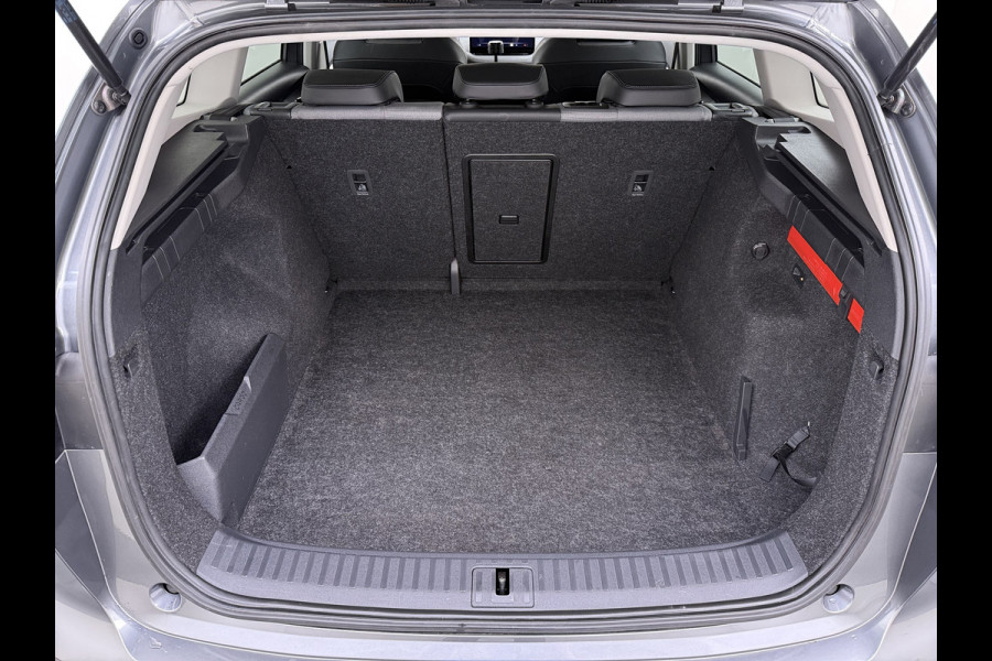 Škoda ENYAQ iV 60 SOH 94% Trekhaak Warmtepomp Navi Ecc Apple Carplay Android Auto Cruise Control Pdc Keyless Advanced Privacy Glas Led DAB Isofix Draadloze telefoonlader Rijstrooksensor 1.000KG Trekgewicht 1e Eigenaar Origineel Nederlandse Auto