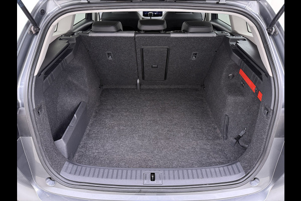Škoda ENYAQ iV 60 SOH 94% Trekhaak Warmtepomp Navi Ecc Apple Carplay Android Auto Cruise Control Pdc Keyless Advanced Privacy Glas Led DAB Isofix Draadloze telefoonlader Rijstrooksensor 1.000KG Trekgewicht 1e Eigenaar Origineel Nederlandse Auto